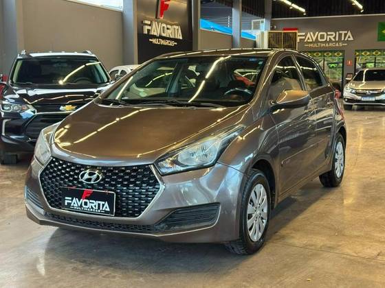HYUNDAI HB20 1.0 COMFORT 12V FLEX 4P MANUAL HYUNDAI HB20 1.0 COMFORT 12V FLEX 4P MANUAL